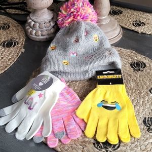 5 for $20/Brand new gloves and stocking hat
